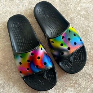 Brand New Crocs Mens Solarized Classic Slide Sandal Colorful Tie-Dye Large Strap